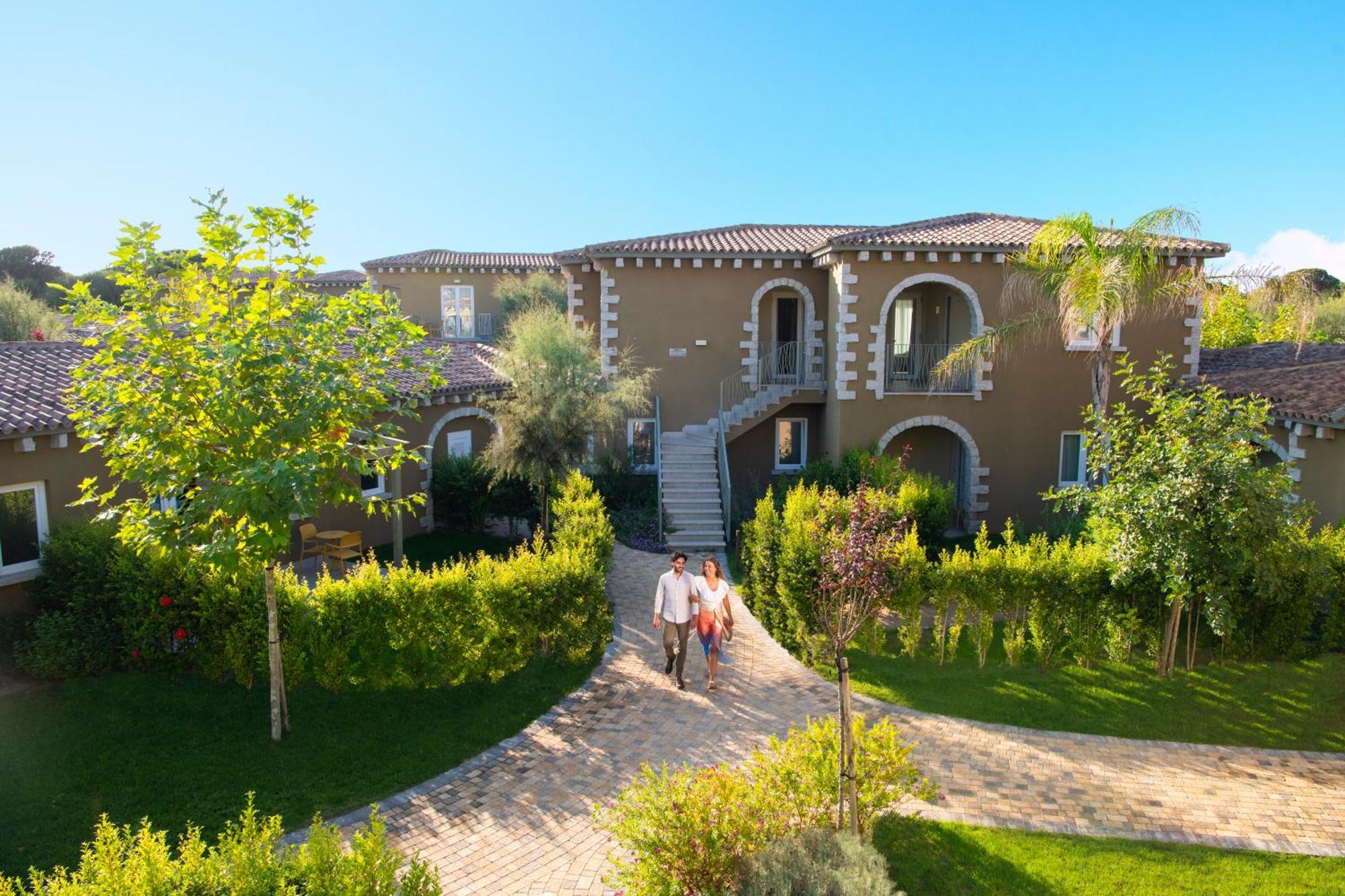 Is Serenas Badesi Resort المظهر الخارجي الصورة